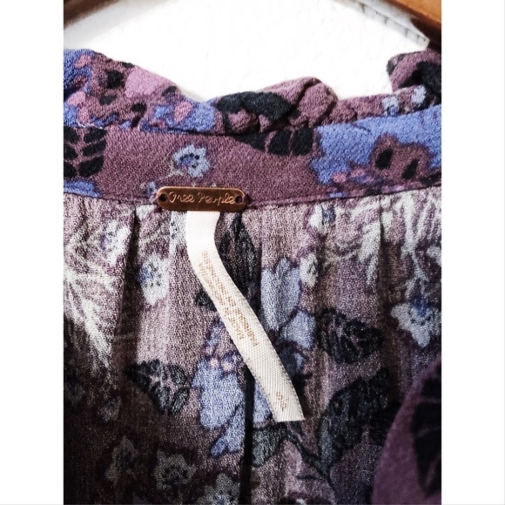 Free People floral mock neck tunic NWOT - Picture 8 of 8